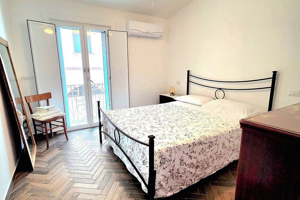 Magnolia House 42 in historic center free parking in Calitri, Avellino Provinz