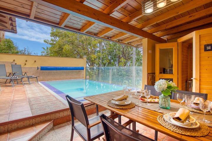 Casa rural para 8 personas, con Balcón y Terraza además de Jardín y Piscina en Puerto de la Cruz