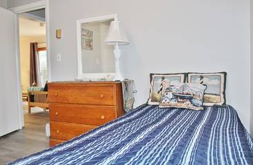 Vacation House for 6 Guests in South Kingstown, Rhode Island, Picture 2