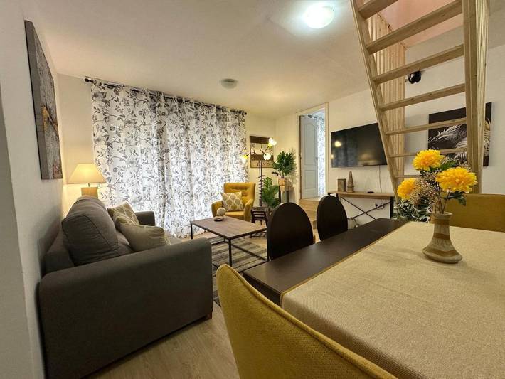 Apartamento de vacaciones para 5 personas, con balcón y vistas - 1