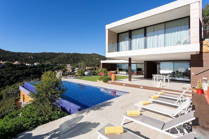 Villa für 8 Personen, mit Garten, mit Haustier