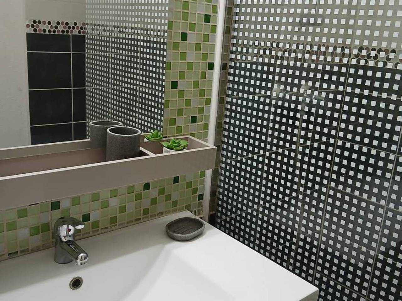 Entire studio, Studio Cabin Canet Beach for 4 – Elevator, Marina View in Canet-en-Roussillon, Côte d'Améthyste