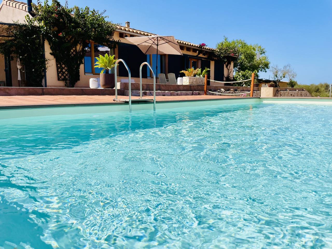 Maison rurale 'Punyetes' avec vue montagne, piscine privée et Wi-Fi in Santa Margalida, Majorque du Nord