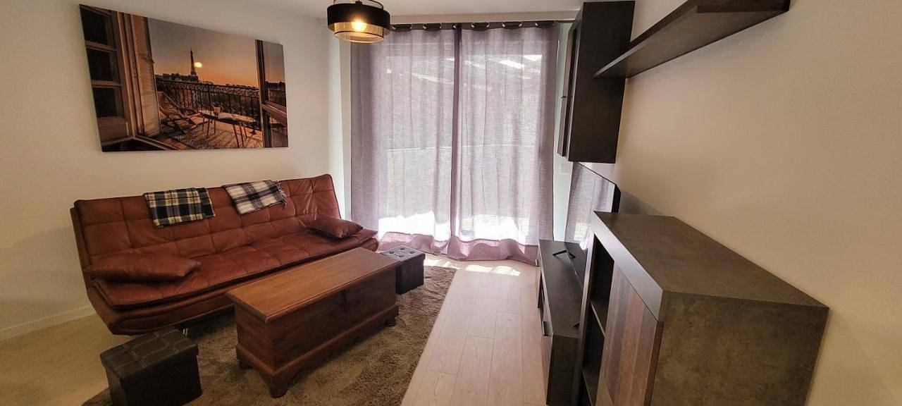Apartamento entero, Rivas Fca-Paris Terraza apt in Rivas-Vaciamadrid, Provincia de Madrid