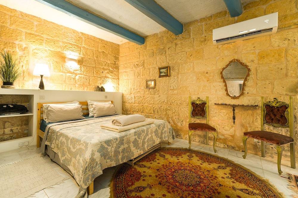 Gemütlicher Himmel im Herzen von Victoria Gozo in Victoria (Malta), Gozo