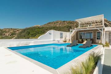 Villa pour 6 personnes, avec vue et jardin dans Milos