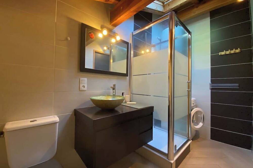 Entire apartment, Le Xilotik - Peaceful apartment in Espelette in Espelette, Bayonne region