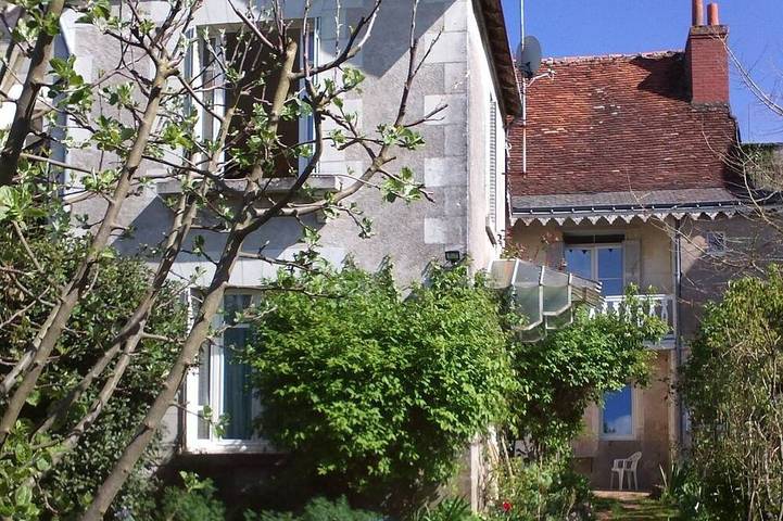 Gîte pour 2 personnes, avec Terrasse et Jardin à Loches