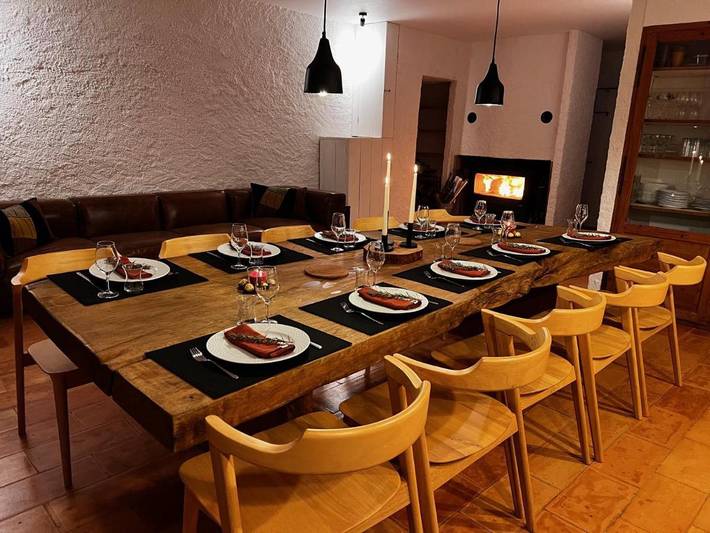 Casa de vacaciones para 12 personas, con piscina y vistas al lago además de vistas y jardín - 1