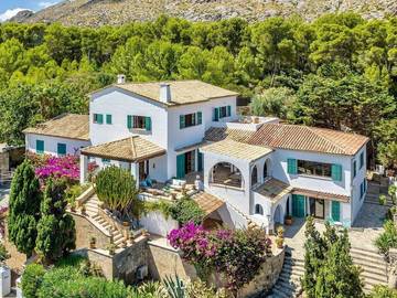 Cottage in Cala Barques, Pollença für 14 