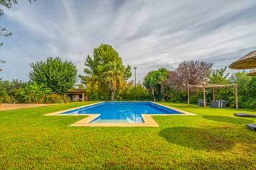 Villa in Búger, Majorca Center für 6 