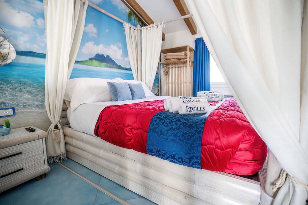 Luxury Suite Ursa Major in Palmi, Reggio Calabria Province