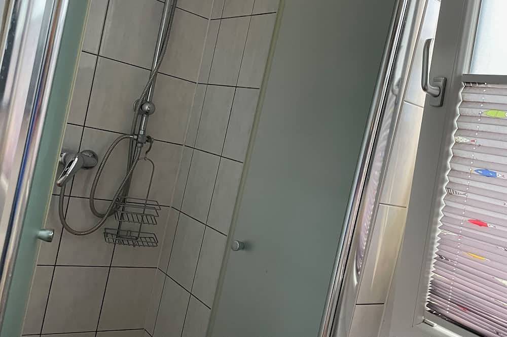 Ganze Wohnung, Weide 1 - 50 m2 Apartment mit Terrasse im Eg - Ferienwohnungen Hasenpfühlerweide in Speyer, Rheinebene