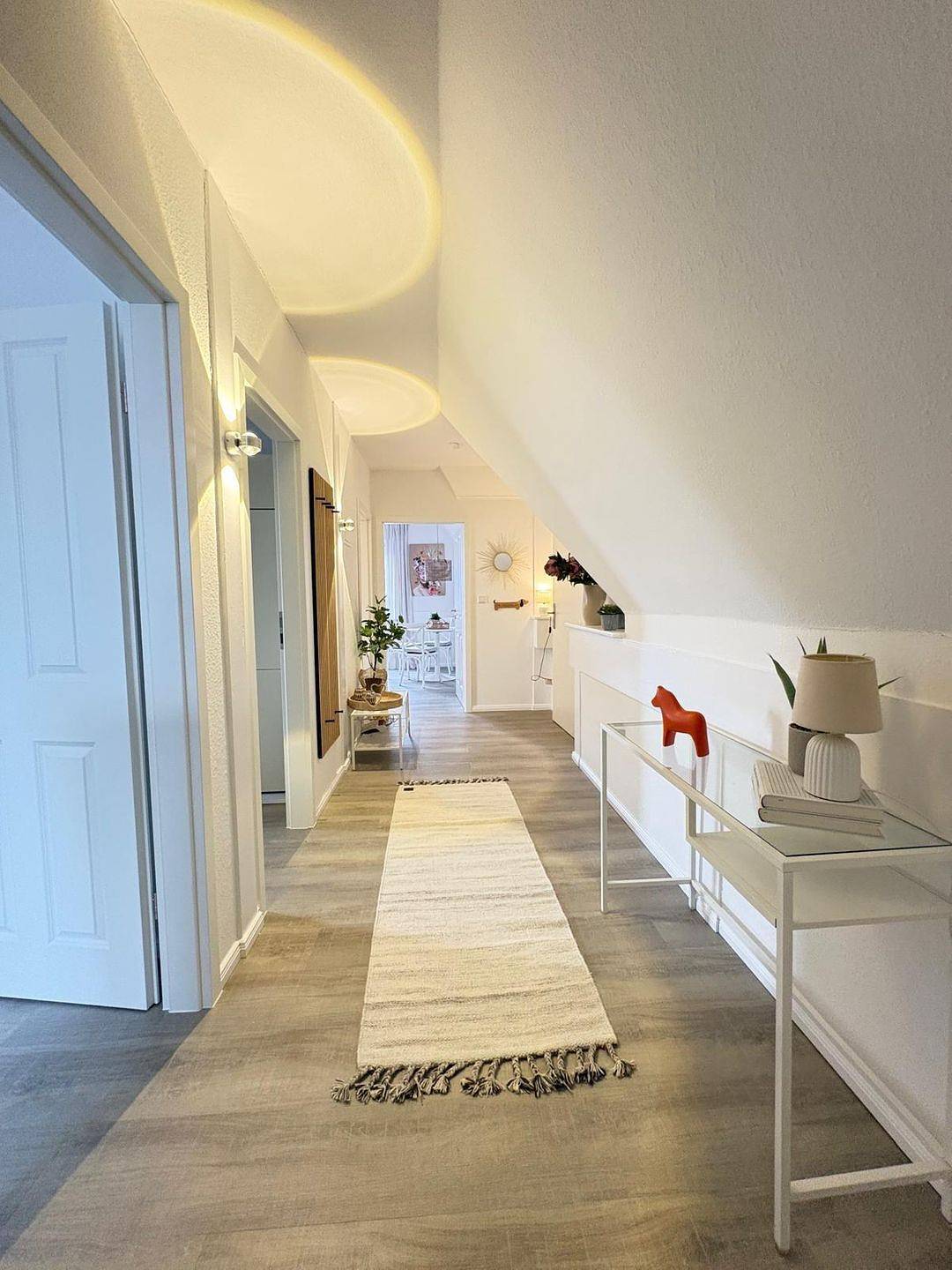 Ganze Wohnung, Komfortable Ferienwohnung "Insel-Auszeit" auf Pellworm mit Balkon Gartenblick in Tammensiel, Pellworm