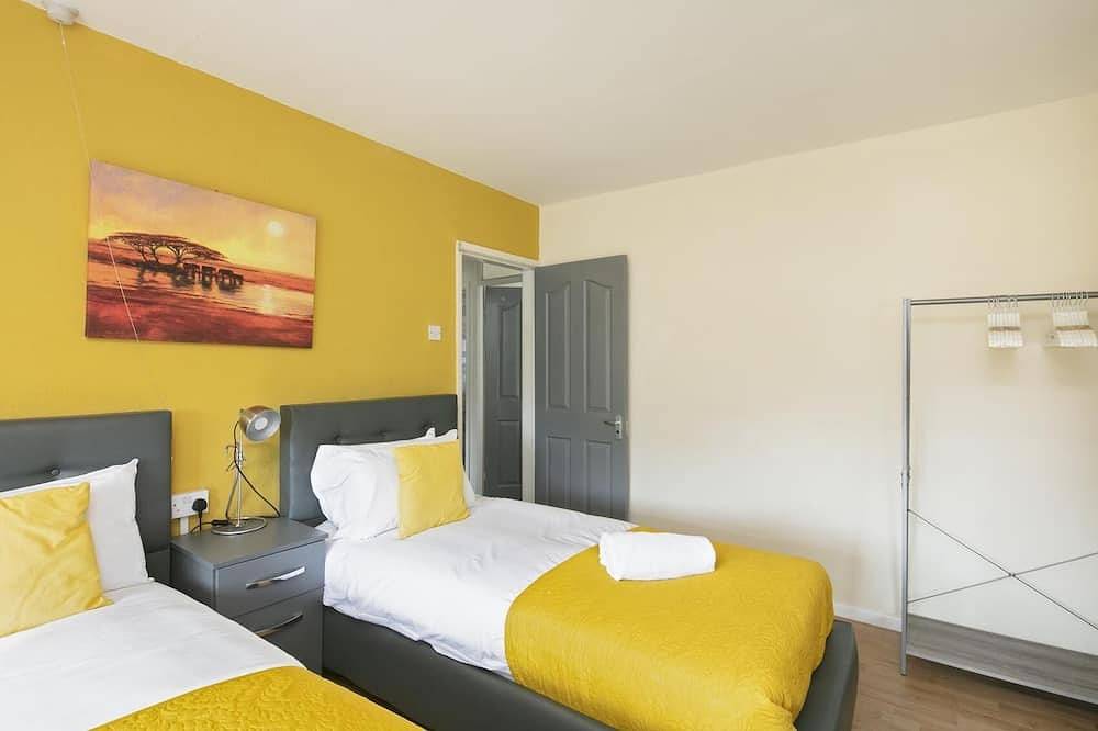 3 Bedroom Contractors House Near New Cross Hospital in Wolverhampton, Birmingham y alrededores