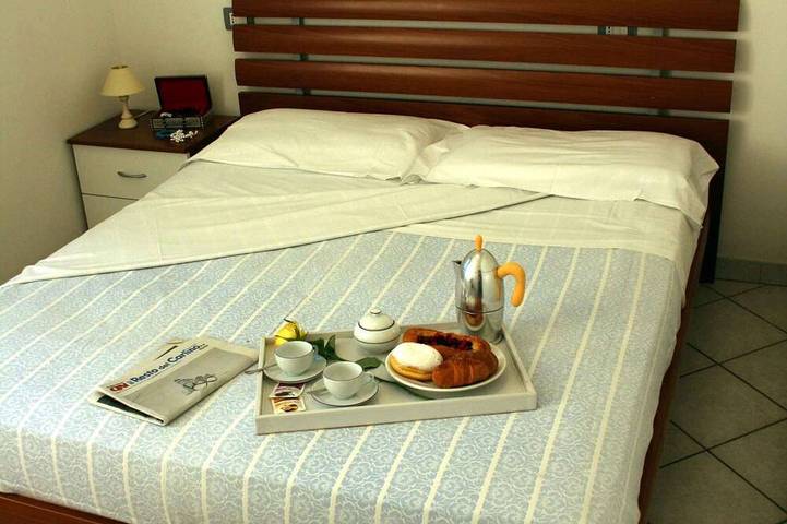 Apartamento entero, Apartamento de vacaciones a 150 m de la playa in Fogliano Marina, Riccione