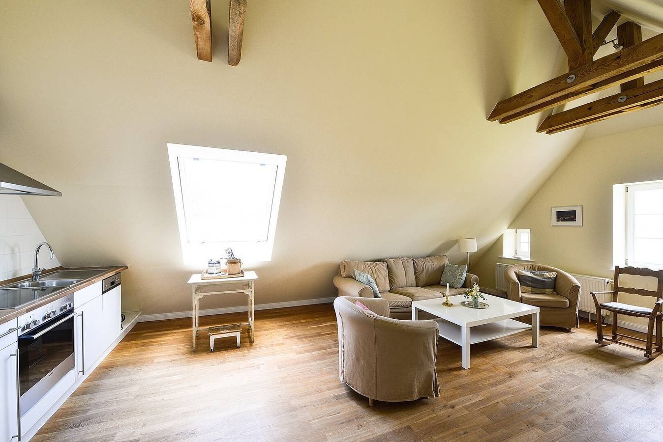 Ganze Wohnung, Ferienwohnung "Gut Grubnow Rügen - 8" mit Seeblick, Gemeinschaftsgarten und Wlan in Neuenkirchen (Rügen), Rügen