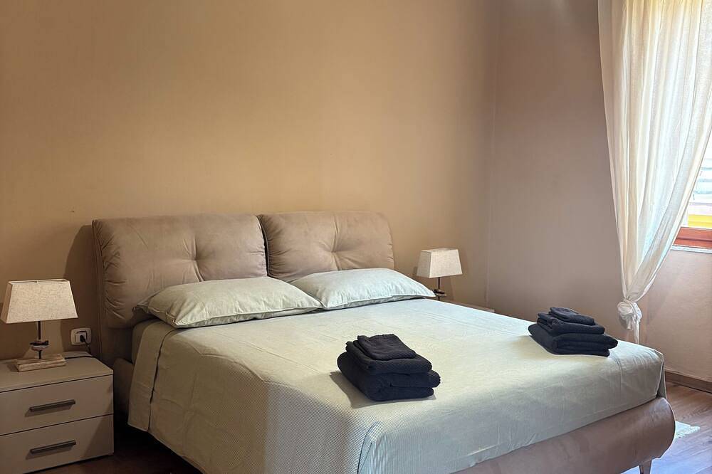 Ganze Wohnung, Between Sea and Mountains – Your Sardinian Escape – Modern 2Br Apartment in Berchidda, Olbia-Tempio