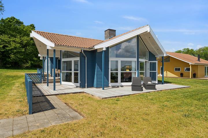 Ferienhaus für 10 Personen, mit Terrasse und Garten sowie Ausblick und Sauna - 1