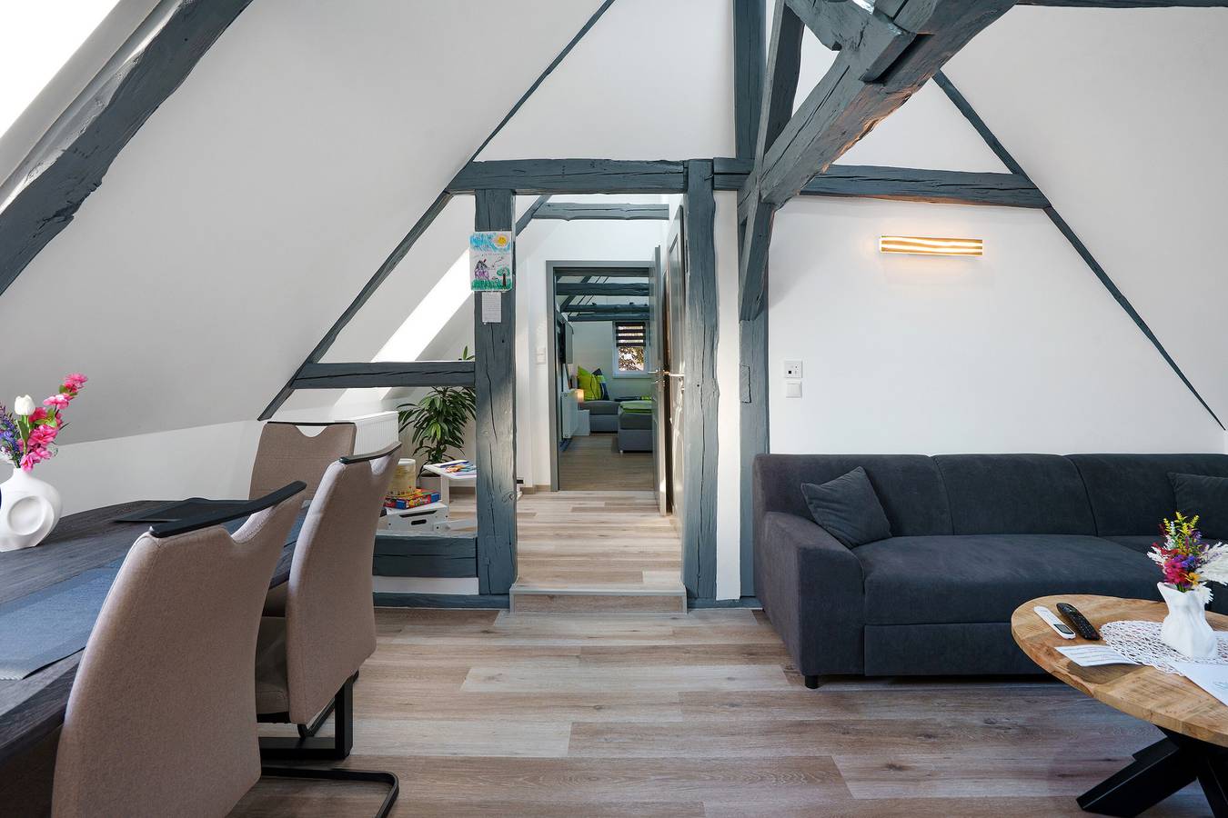 Appartamento intero, Appartamento 'Sophie' con terrazza privata, Wi-Fi e aria condizionata in Lauchhammer, Oberspreewald-Lausitz