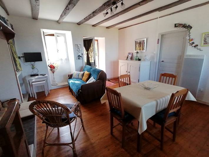 Location de vacances pour 4 personnes, avec terrasse et jardin dans le Lot - 4