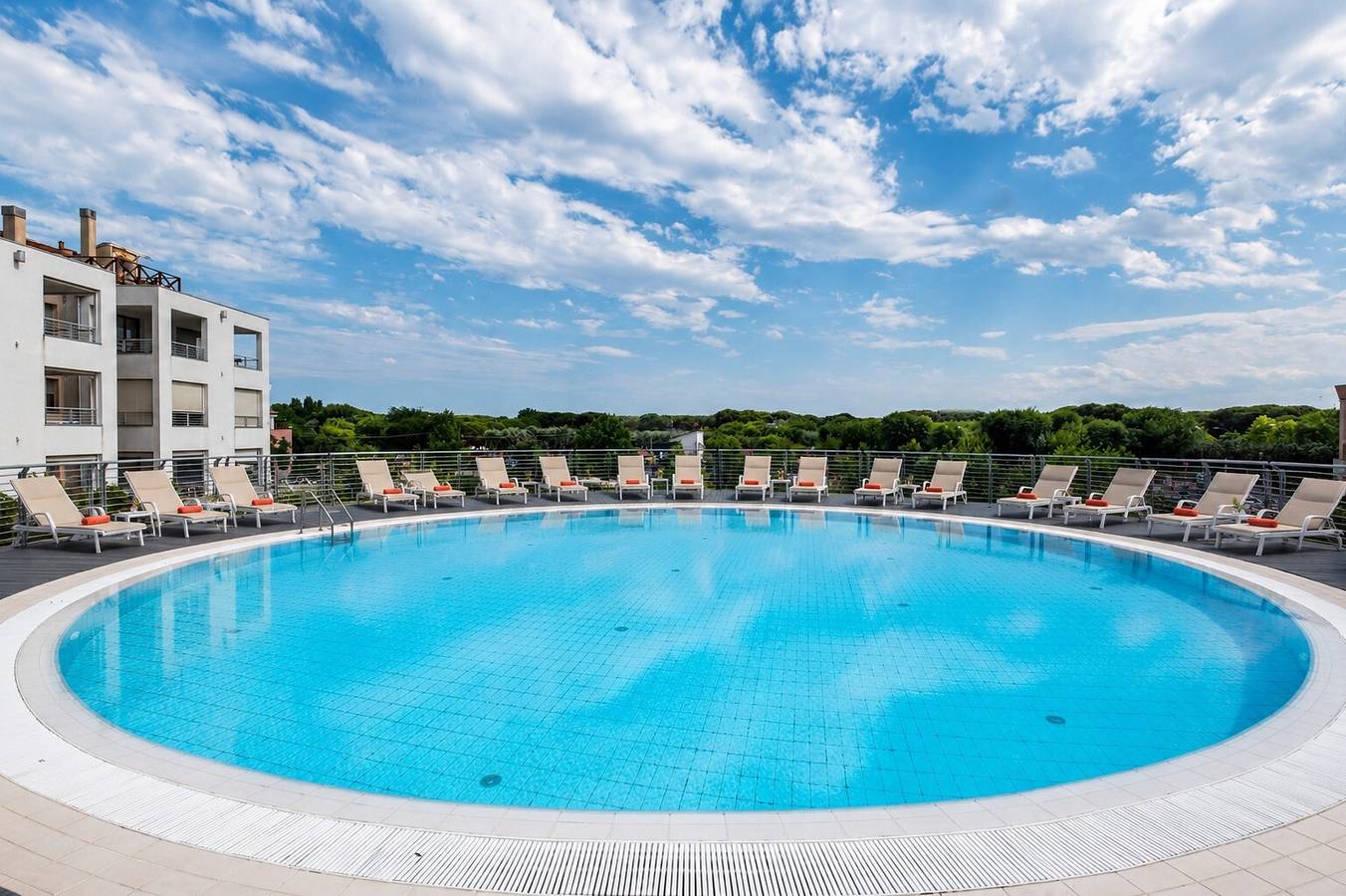Ganze Wohnung, Apartment 'Ca'vio Beach Pool' mit Gemeinschaftspool, Wlan und Klimaanlage in Cavallino-Treporti, Venedig Provinz