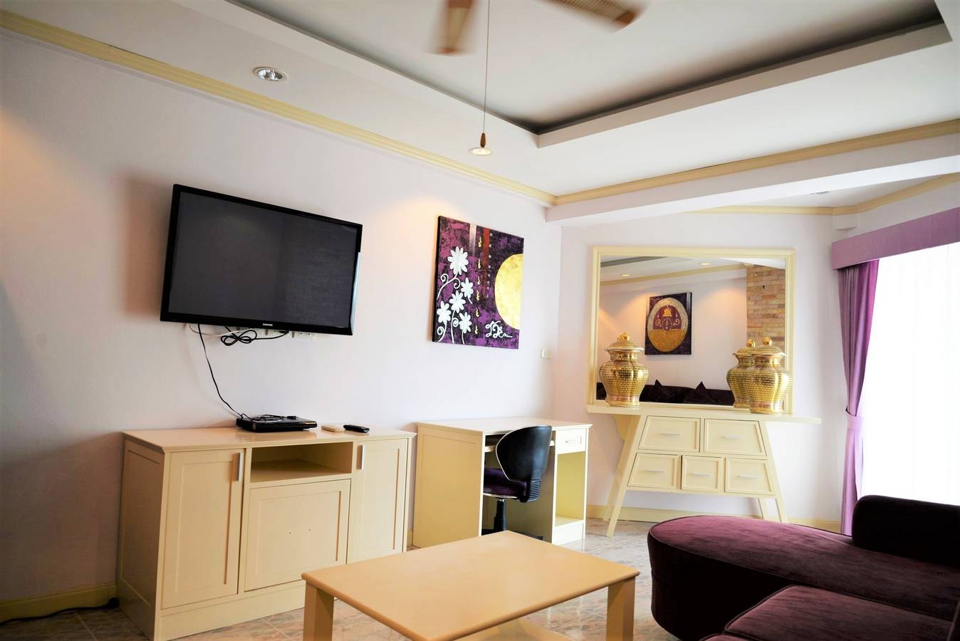 Ganze Ferienwohnung, Ferienwohnung für 2 Personen mit Balkon in Pattaya, Chon Buri