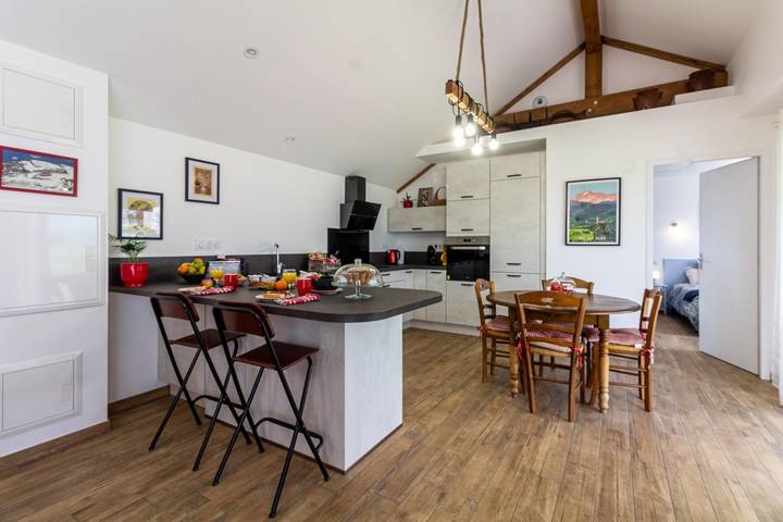 Gîte pour 2 personnes, avec jardin dans Visker - 2