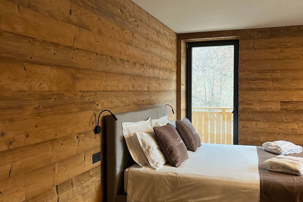 Rustic and alpine-style apartments in Ledro Valley in Tiarno di Sotto, Ledro