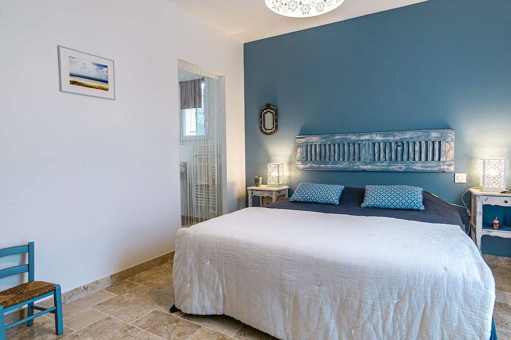 Stunning house on the edge of the Luberon in Cheval-Blanc, Parc naturel régional du Luberon