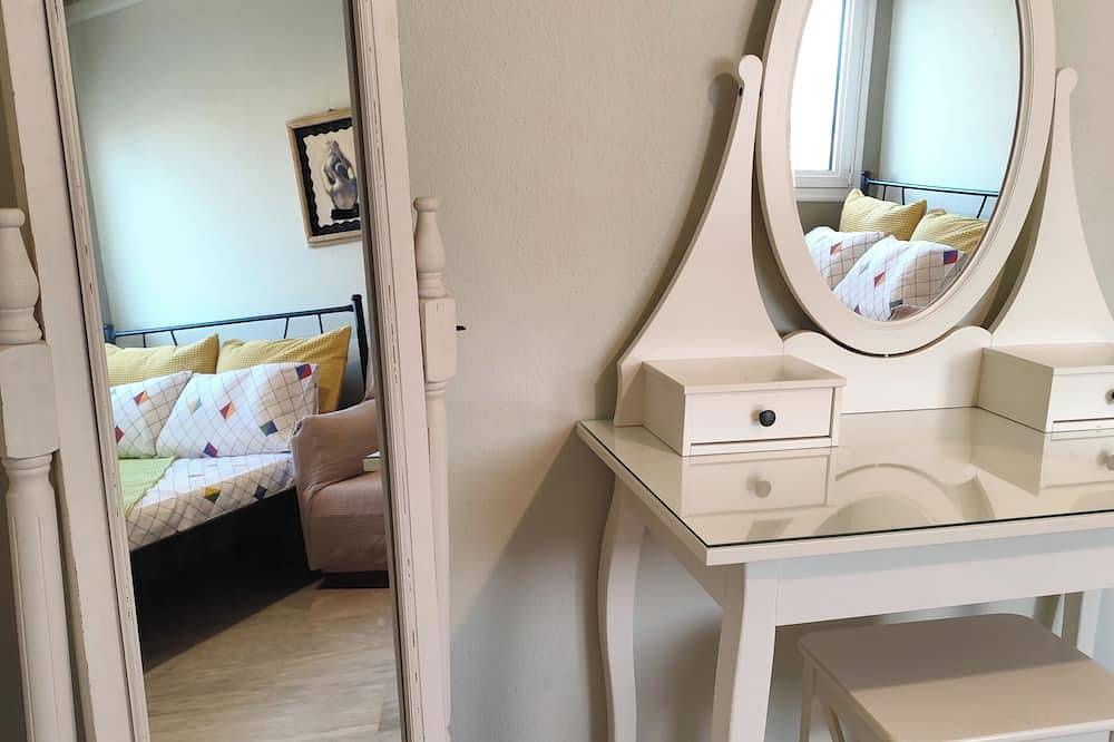 Entire apartment, Gianna's Volos Penthouse for 4  by Mps in Nea Ionia, Magnisia