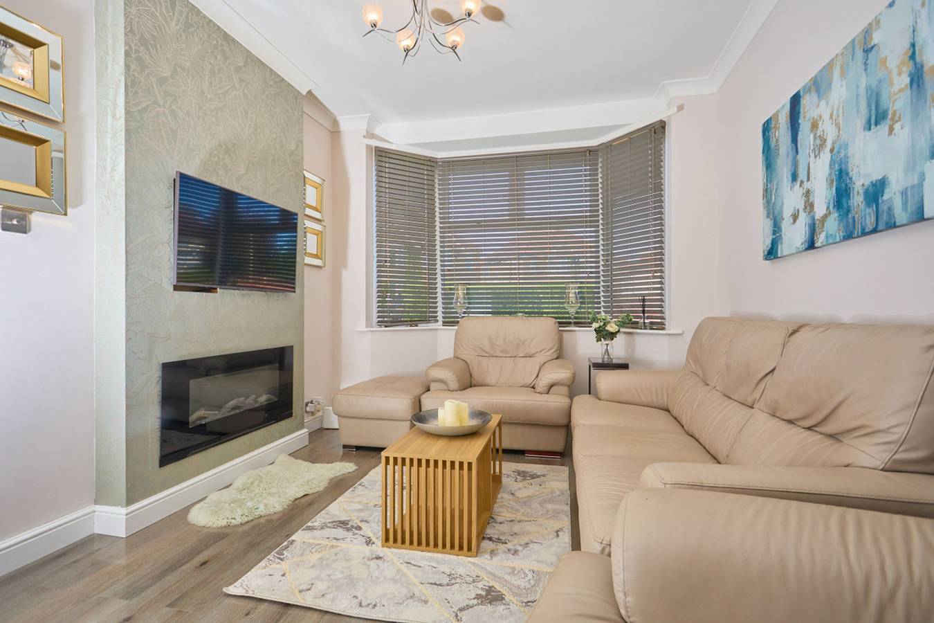 Birch Barn Retreat Spacious 4Br House with Free Parking Sleeps 6 in Northampton, Northamptonshire