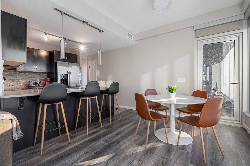 Ganze Wohnung, Downtown Condo with Calgary Tower Views in Calgary, Kanadische Rocky Mountains
