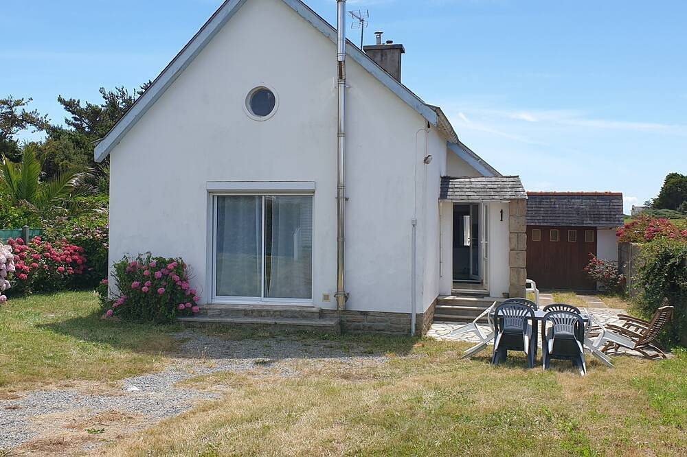 Pretty villa in Trévignon, 2 steps from the beach and port in Trévignon, Trégunc