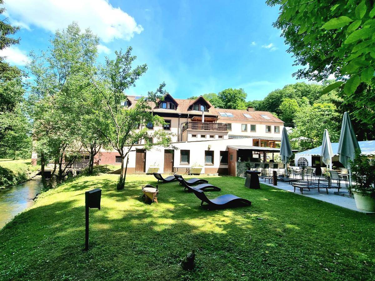 Restaurant Niedmühle Land & Genuss Hotel in Rehlingen-Siersburg, Saargau