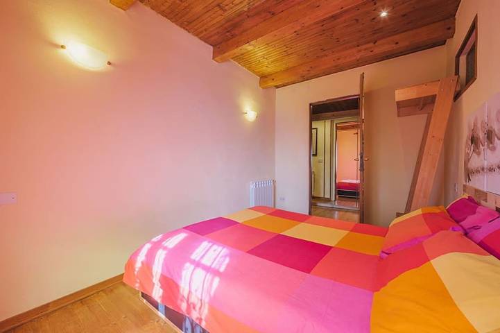 Magnifica villa indipendente per 4 persone con A/C, WIFI, TV, patio e animali ammessi in Massa, Riviera Toscana