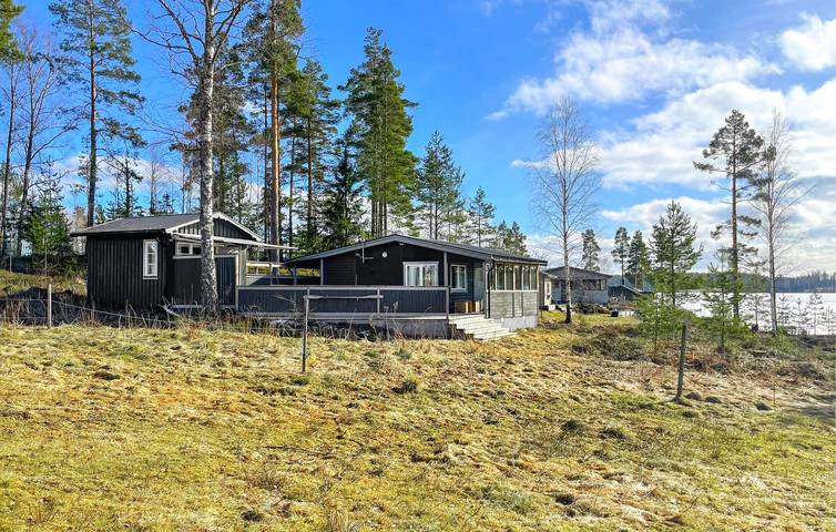 Hus för 5 Personer med sjöutsikt in Grums, Värmland