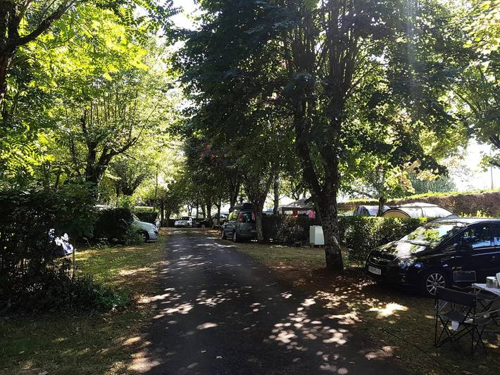Mobil home pour 6 personnes, avec vue ainsi que terrasse et piscine à Saint-Crépin-et-Carlucet - 3