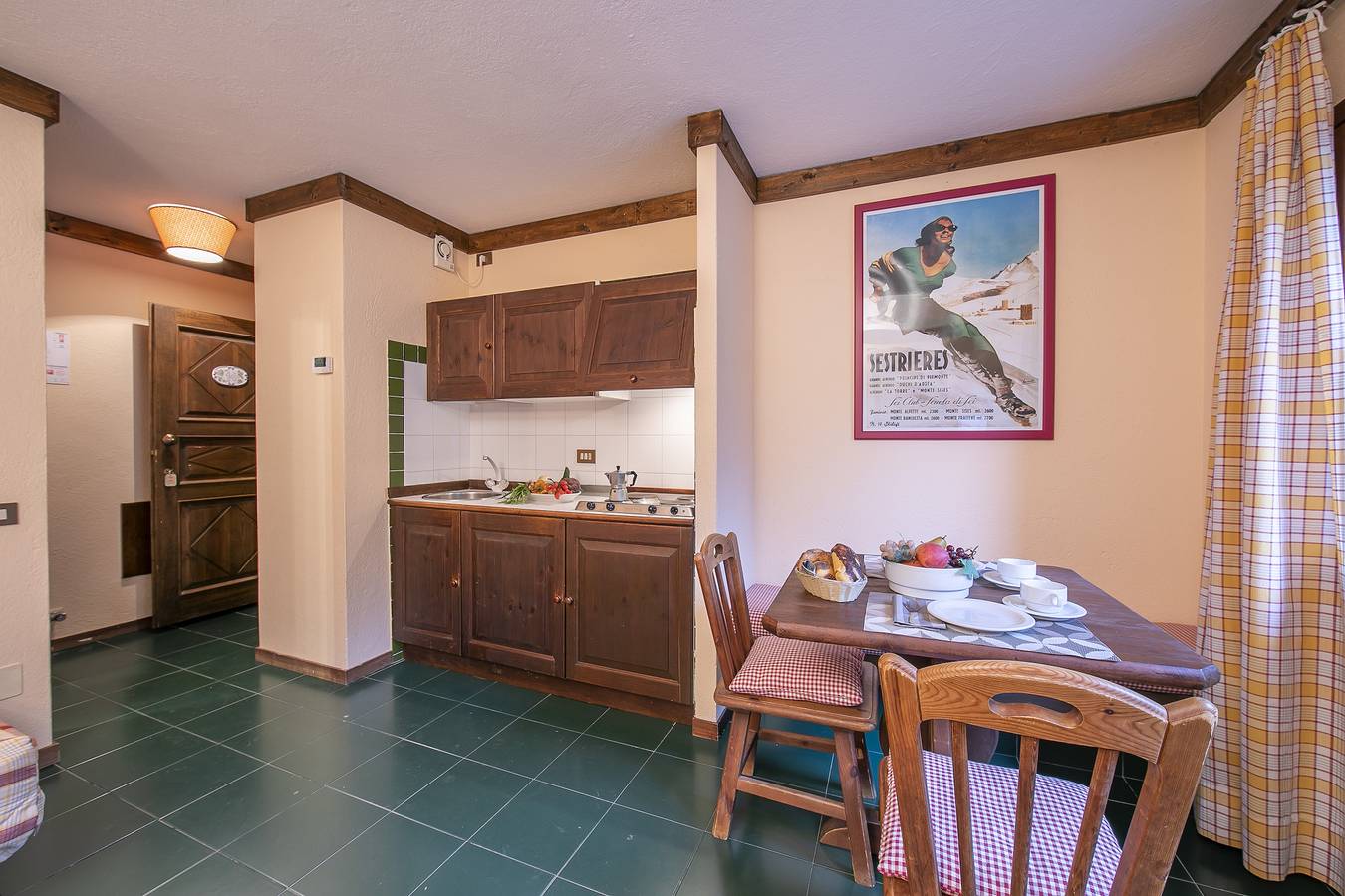 Apartamento entero, Grange Hike & Ski - 14D Sestriere in Sauze di Cesana, Via Lattea