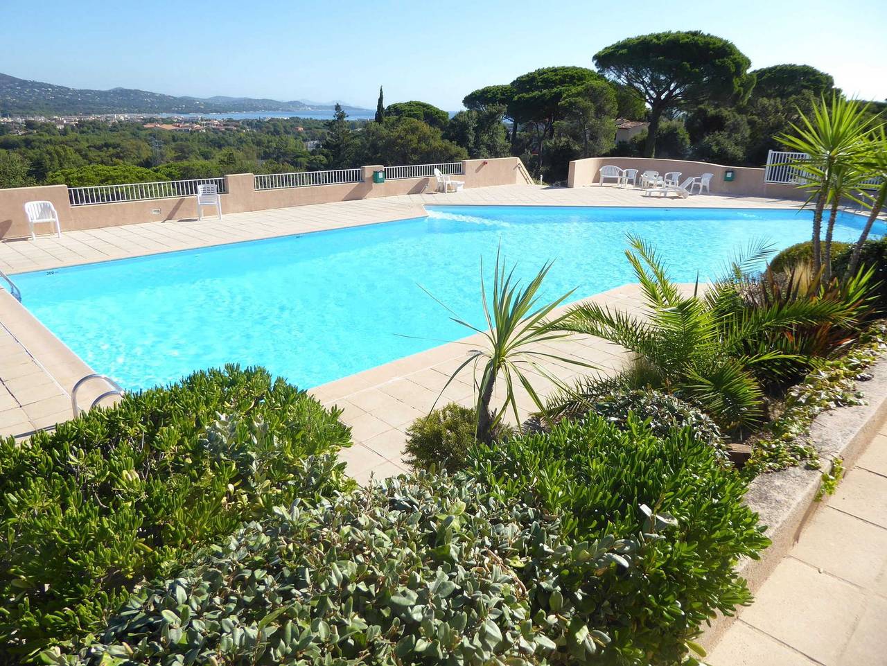 Ferienhaus mit Blick auf Grimaud in Cogolin, Draguignan Region
