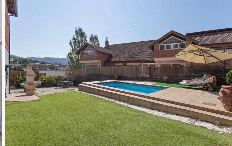 Appartement de vacances pour 7 personnes, avec piscine ainsi que jardin et vue, animaux acceptés - 1