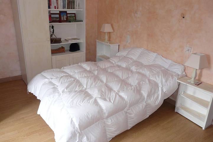 Gîte pour 6 personnes, avec jardin et terrasse à Mont-Saint-Jean - 2