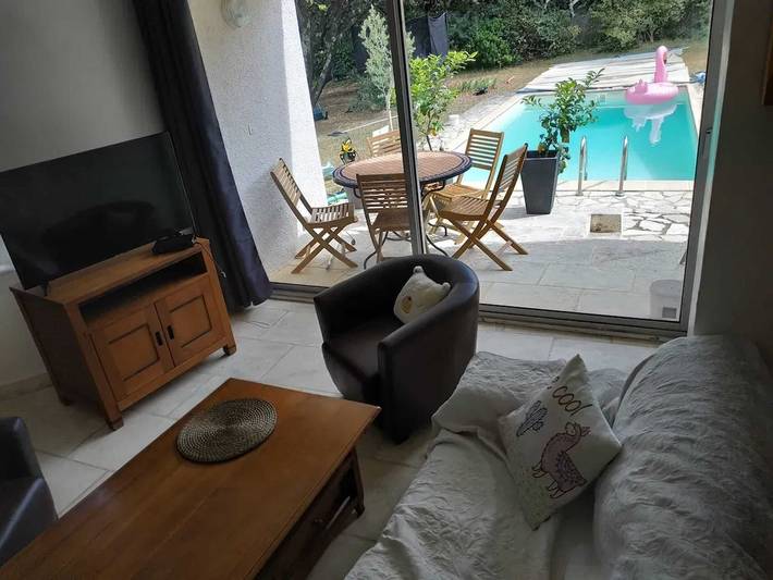 Location de vacances pour 5 personnes, avec piscine et terrasse à Saint-Siffret - 4