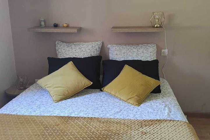 Location de vacances pour 6 personnes, avec terrasse ainsi que jardin et piscine à Monflanquin - 3