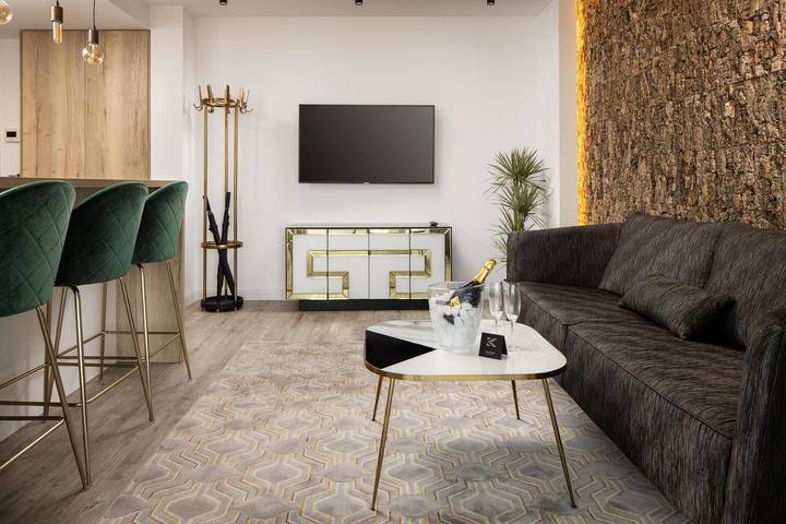 Gîte pour 6 personnes, avec vue et terrasse, animaux acceptés à Brașov - 3