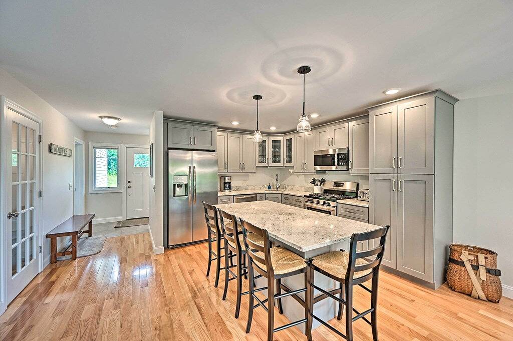 Ski In & Out! Black Mountain Resort Townhome in Jackson (NH), White Mountain National Forest