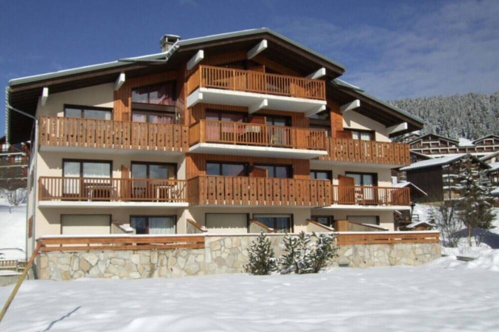 Appartamento intero, App. T2 + ski-in ski-out cabin-near Ts Carrets and Legette and the resort center in Les Saisies, Albertville e dintorni
