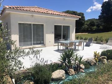 Cottage pour 2 personnes, avec terrasse et vue à Petreto-Bicchisano