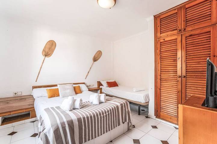 Gîte pour 5 personnes, avec piscine et jardin dans Portinatx - 2