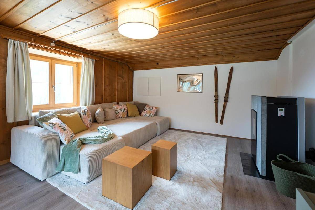 Ganze Wohnung, Ferienwohnung 9 Grad Ost in Monstein, Davos